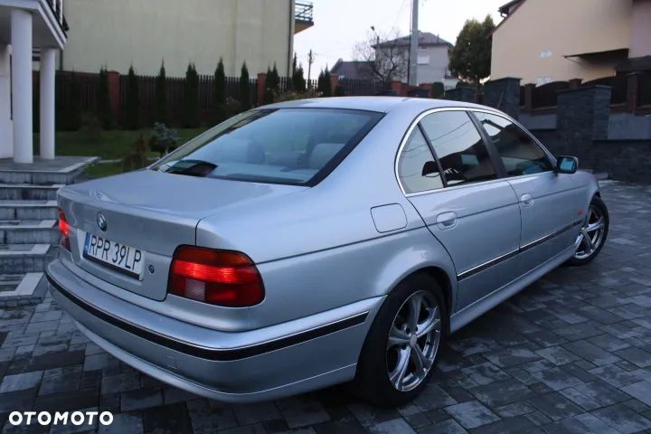 BMW Seria 5 - 29
