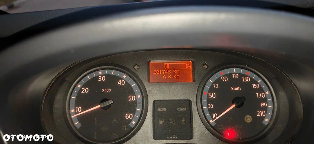 Renault Trafic - 14