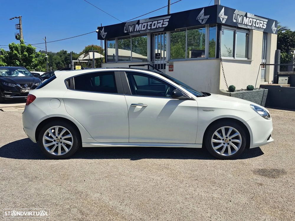 Alfa Romeo Giulietta 1.6 JTDM Distinctive - 5