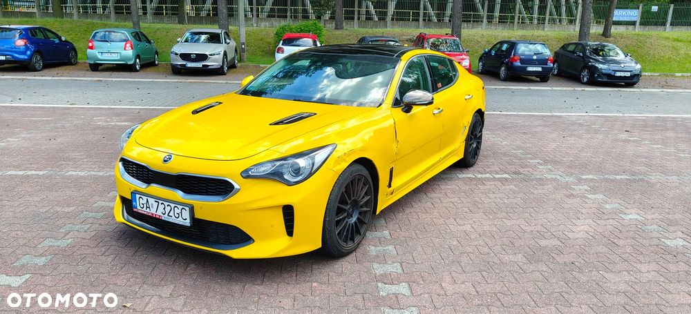 Kia Stinger 2.0 T-GDI XL - 1