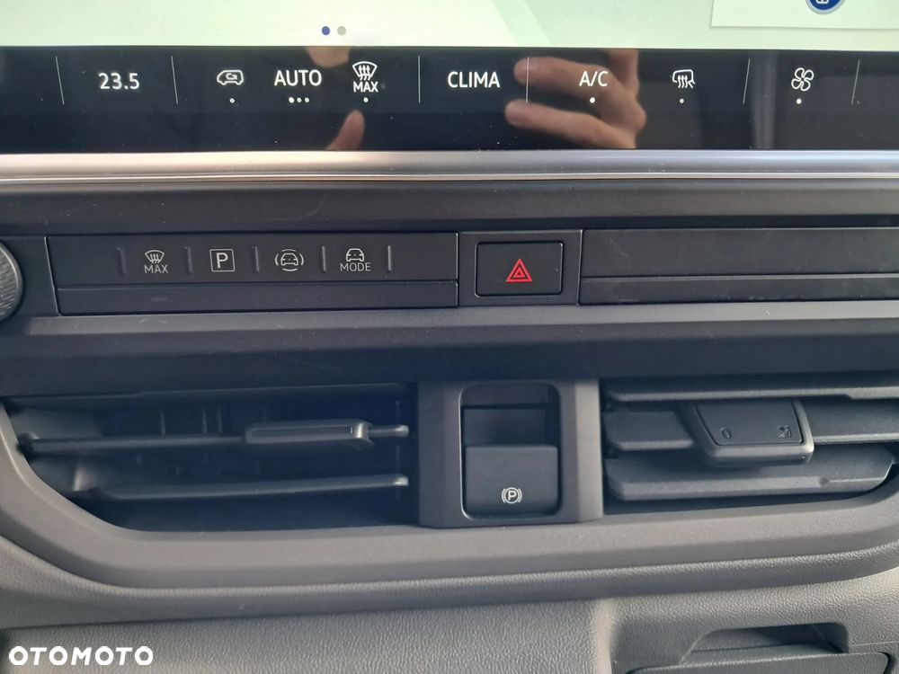 Volkswagen Transporter T7 - 27