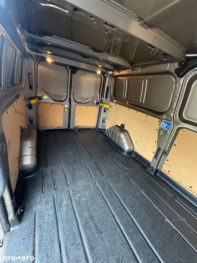 Ford Transit - 29