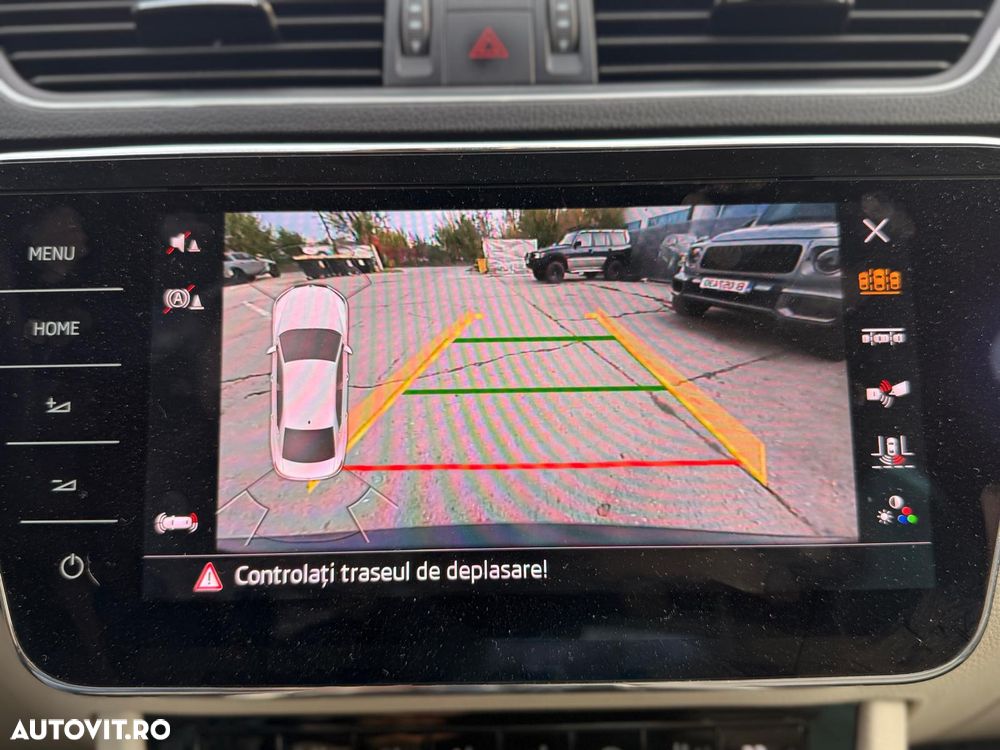 Skoda Superb 2.0 TDI 4x4 DSG Premium Edition - 20