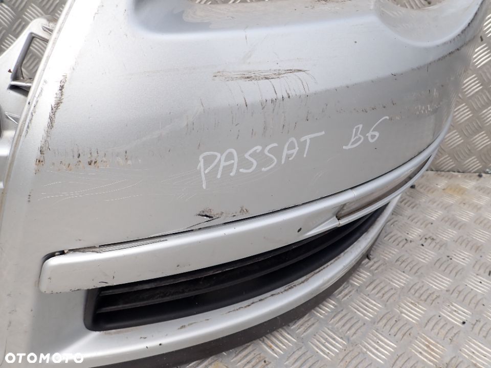 ZDERZAK PRZÓD VW PASSAT B6 RADOM - 4