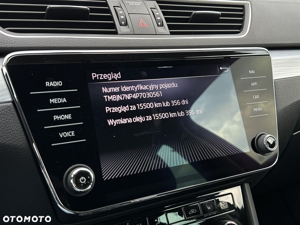 Skoda Superb 1.5 TSI Ambition DSG - 28