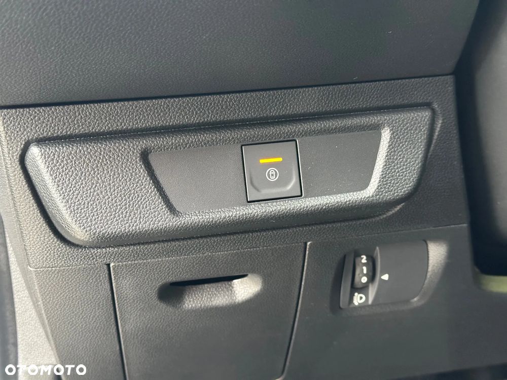 Dacia Jogger 1.6 Full Hybrid 140 Expression MMT - 10