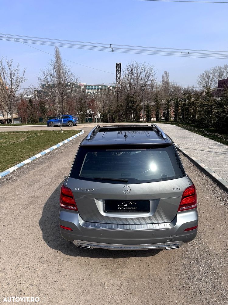 Mercedes-Benz GLK - 11