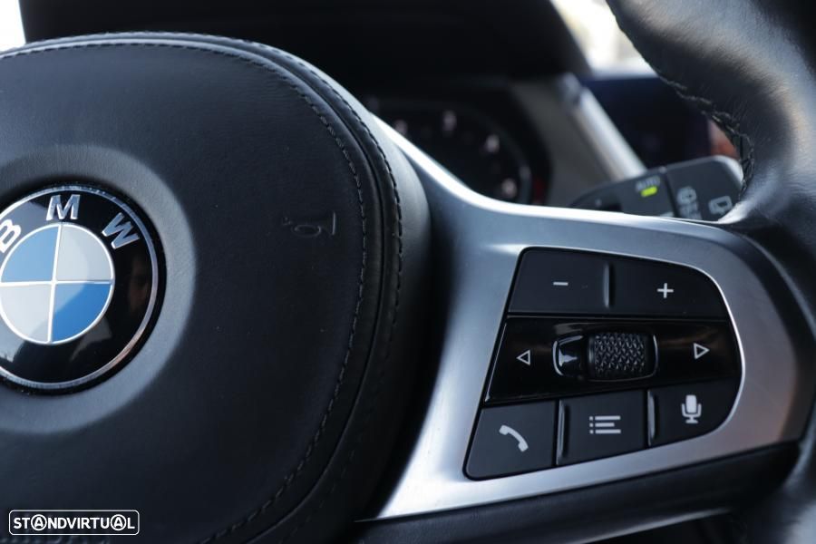 BMW 118 d Pack Color Vision - 20