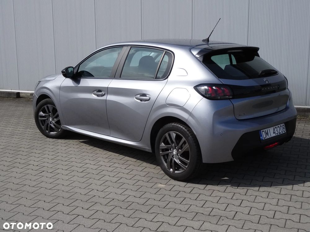 Peugeot 208 1.2 PureTech Style S&S - 4