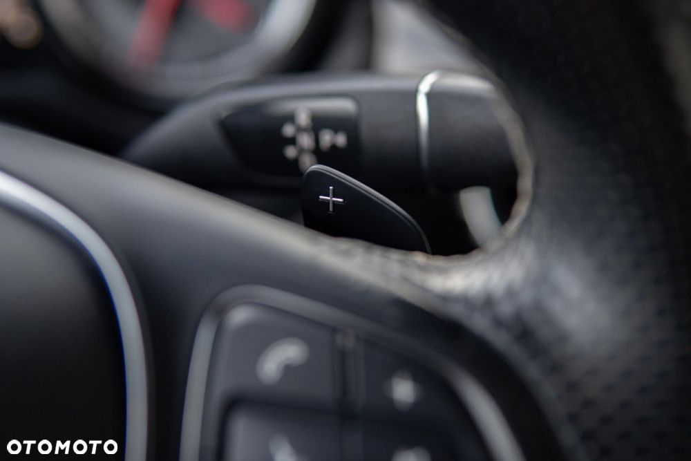 Mercedes-Benz CLA 250 7G-DCT AMG Line - 28