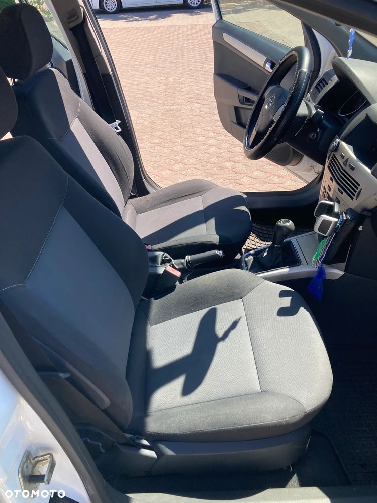 Opel Astra 1.7 CDTI Enjoy - 14
