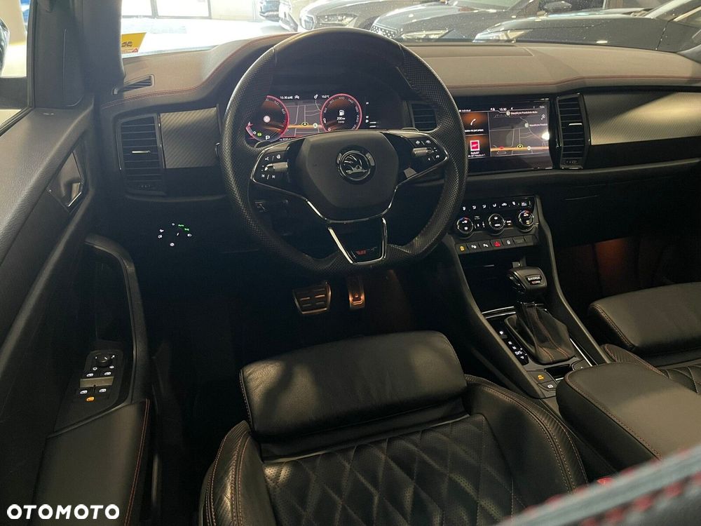 Skoda Kodiaq 2.0 TSI 4x4 RS DSG 7os - 17
