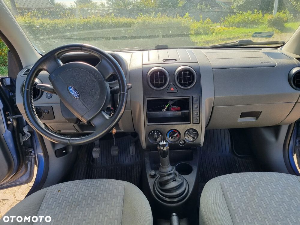 Ford Fusion - 10