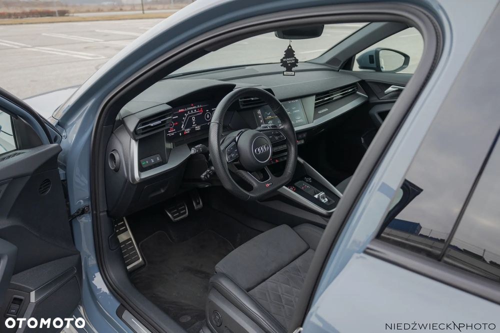 Audi RS3 TFSI Quattro S tronic - 26