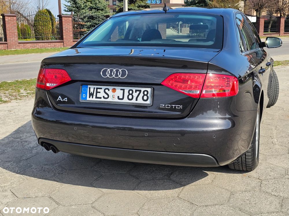 Audi A4 Limousine 2.0 TDI DPF S line Sportpaket (plus) - 32