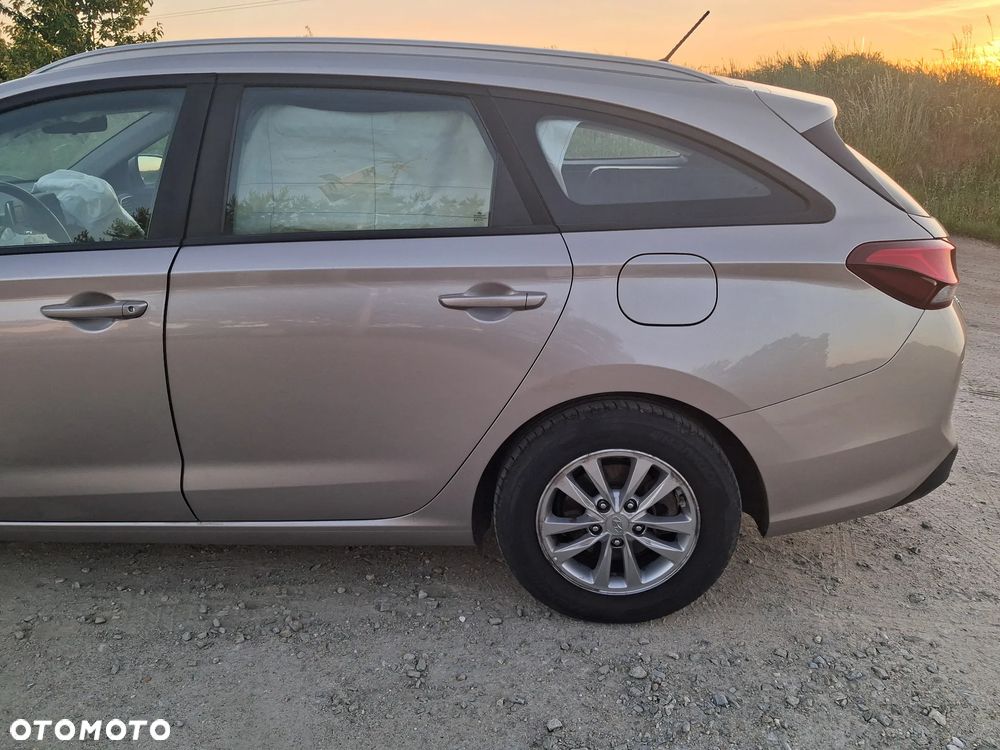 Hyundai i30 - 11