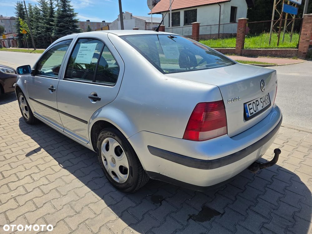 Volkswagen Bora 1.9 TDI Comfortline - 26