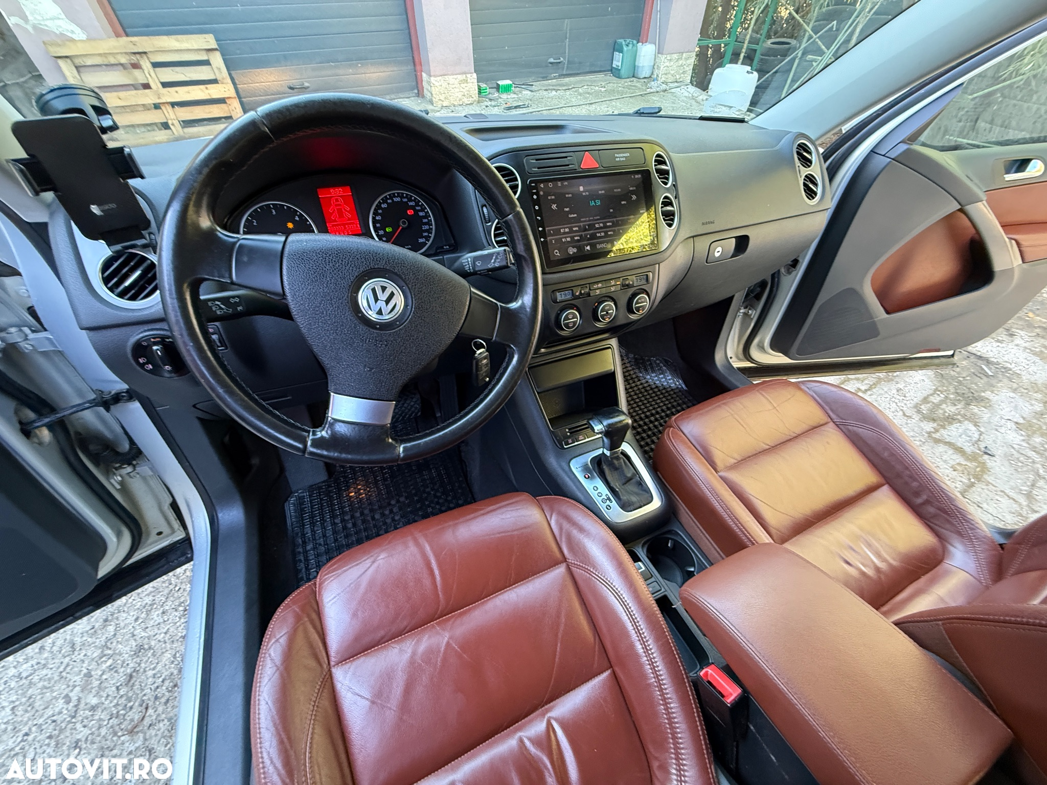 Volkswagen Tiguan 2.0 TDI CR DPF 4Motion DSG Sport&Style - 9