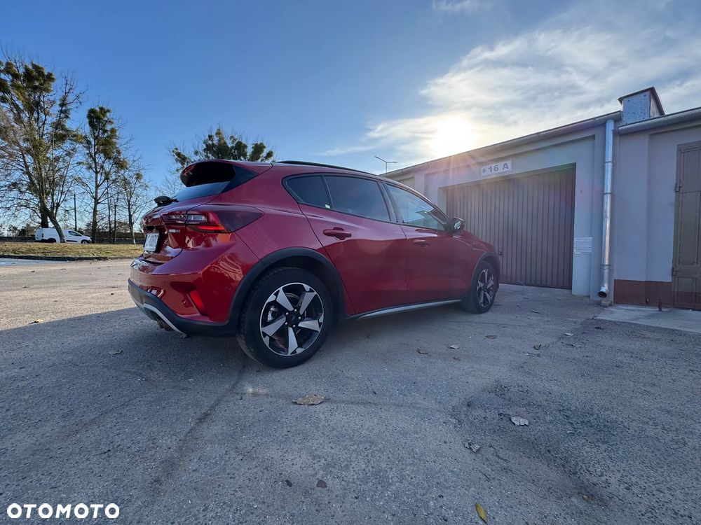 Ford Focus 1.0 EcoBoost mHEV Active Design - 6