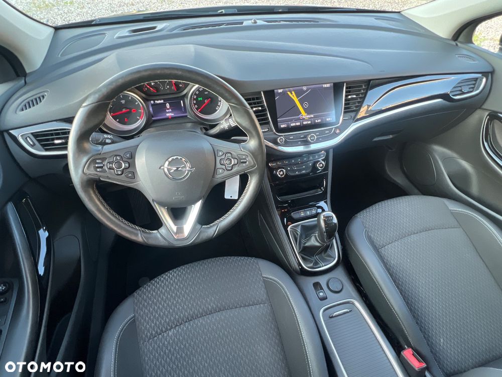 Opel Astra 1.4 Turbo Innovation - 25
