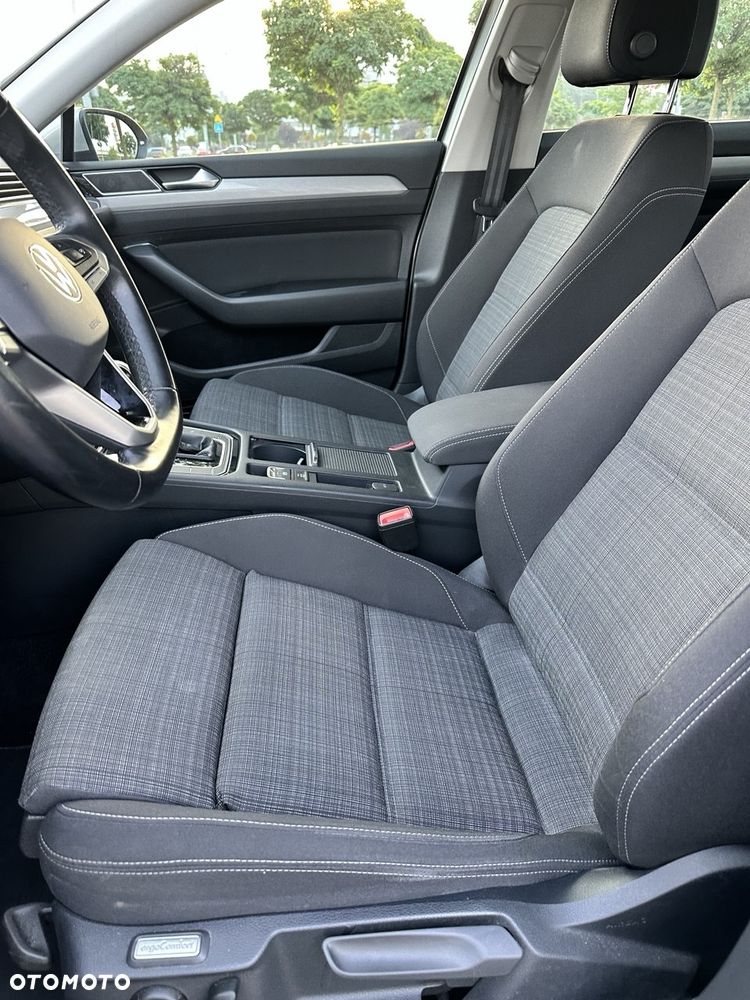 Volkswagen Passat 1.5 TSI EVO Business DSG - 12