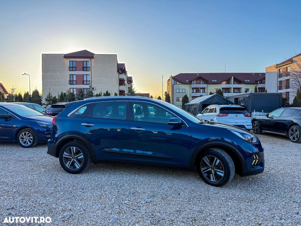 Kia Niro 1.6 GDI HEV 2WD OPF Aut. Vision - 3