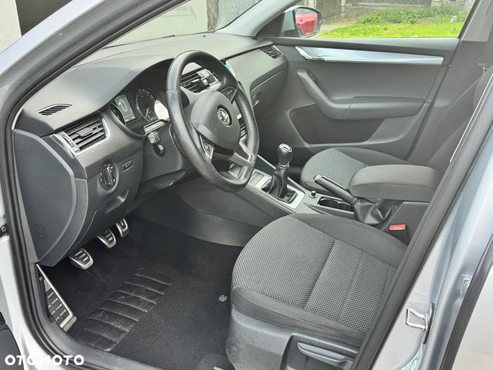 Skoda Octavia - 3