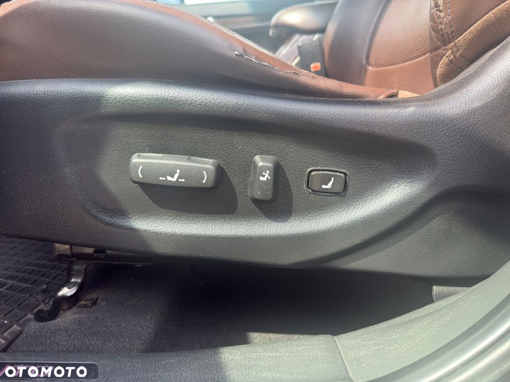 Kia Sorento 2.2 CRDI M - 17
