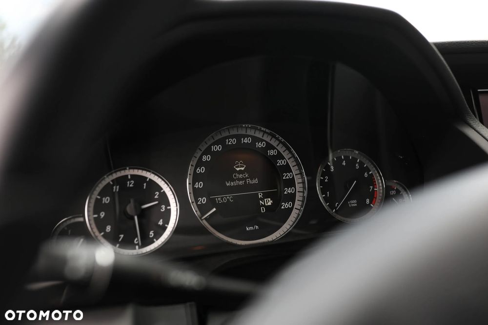 Mercedes-Benz Klasa E 350 4-Matic Avantgarde - 20