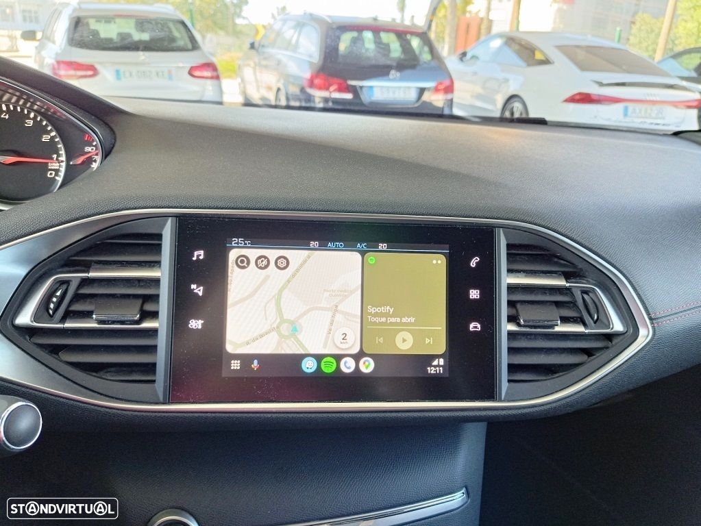 Peugeot 308 1.2 PureTech GT Line - 23