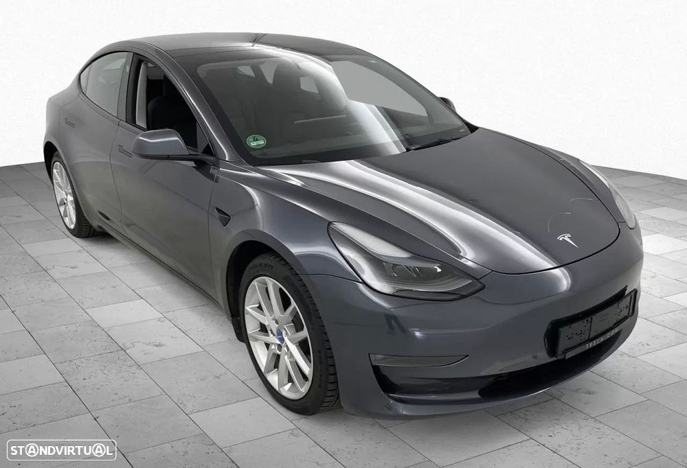 Tesla Model 3 Standard RWD Plus - 2