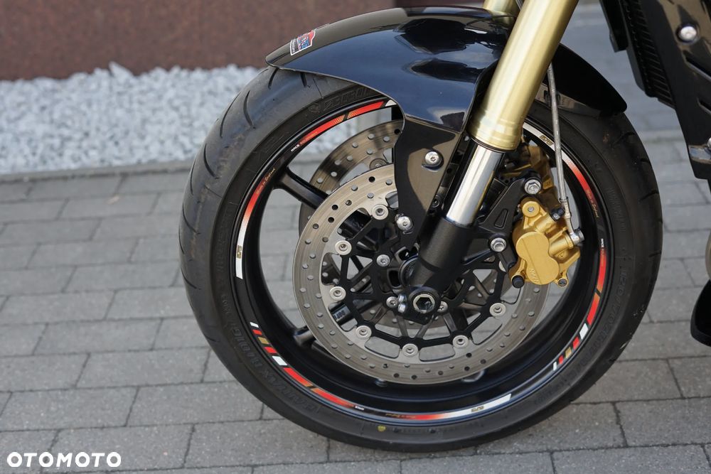 Triumph Street Triple - 31