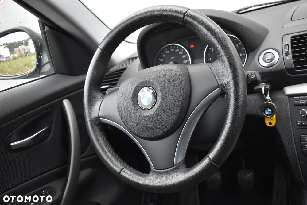 BMW Seria 1 116i - 9