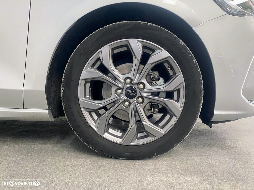 Ford Focus 1.0 EcoBoost MHEV ST-Line - 36