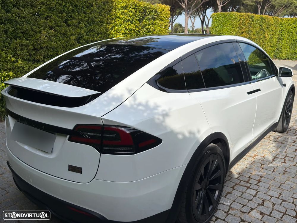 Tesla Model X Plaid AWD - 8