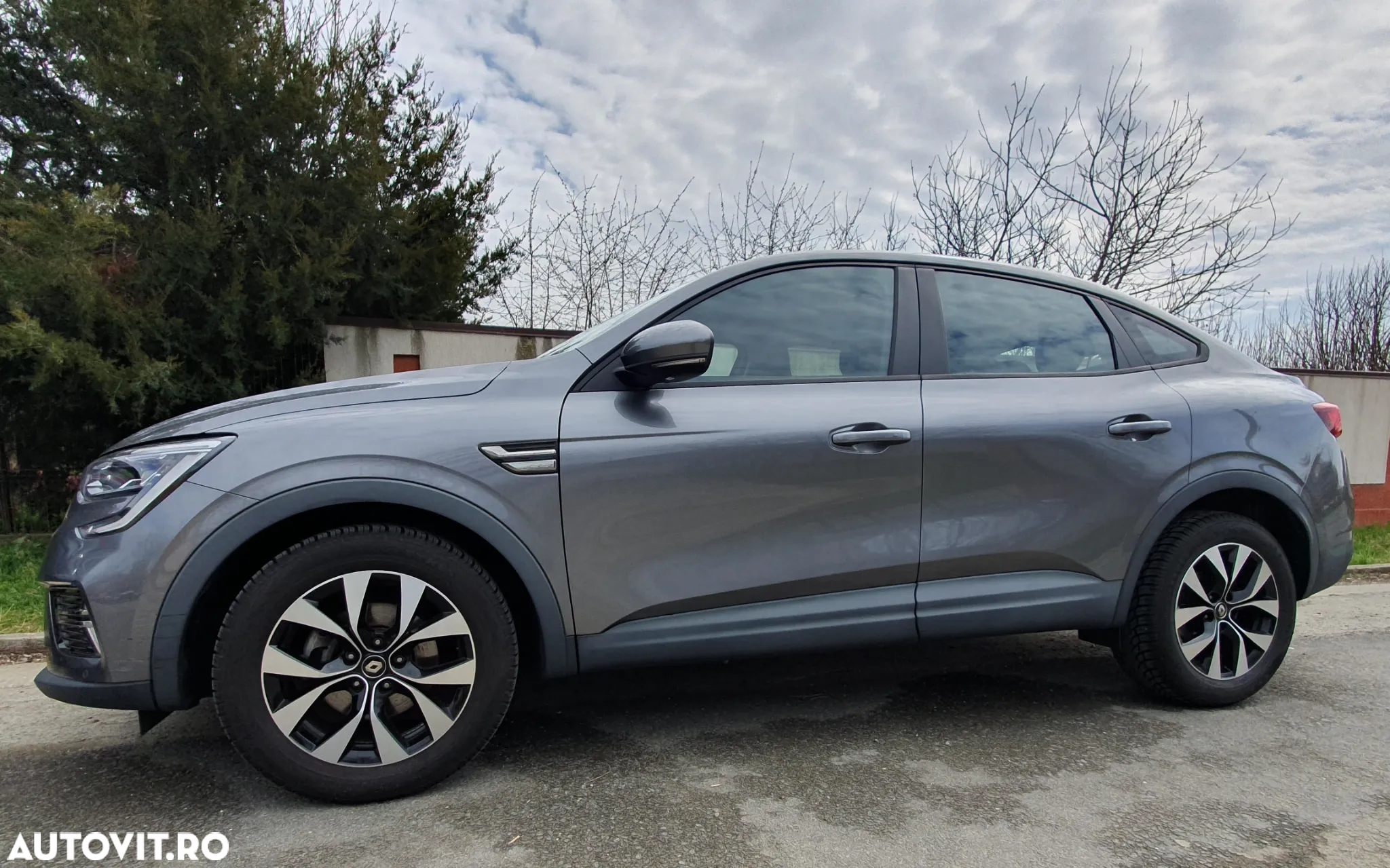 Renault Arkana - 2