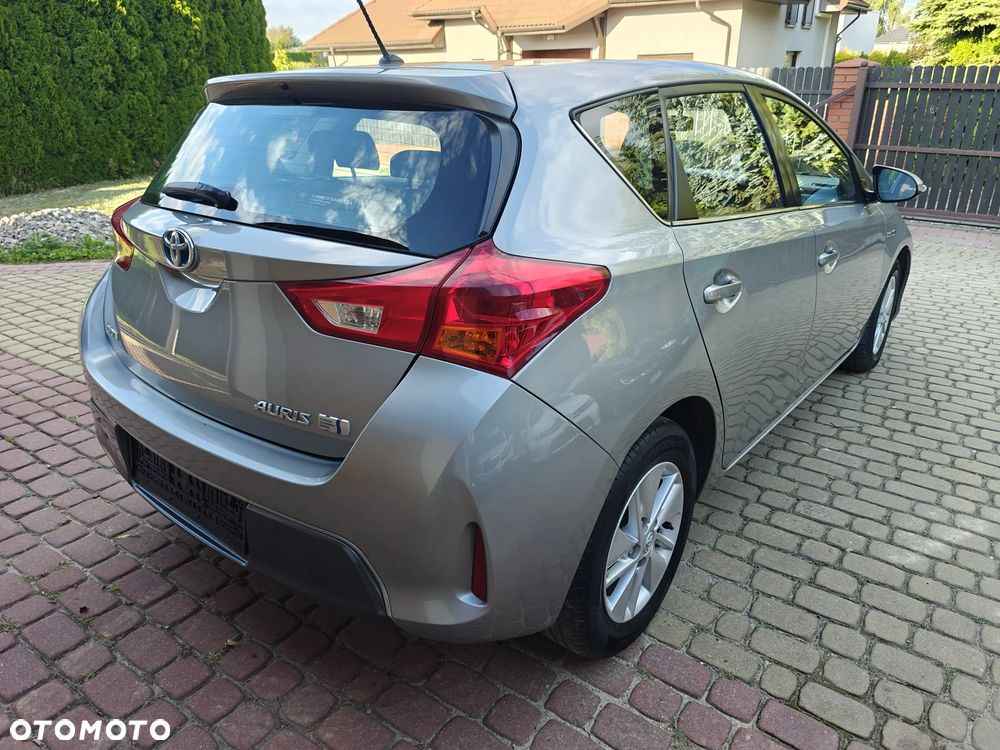 Toyota Auris - 10