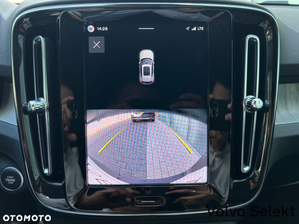 Volvo XC 40 B3 B DKG Core - 18