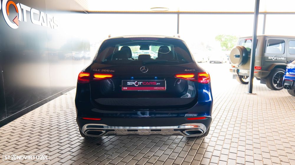 Mercedes-Benz GLC 300 de 4Matic - 9