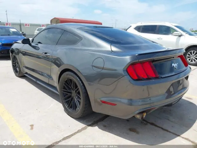 Ford Mustang 3.7 V6 - 3