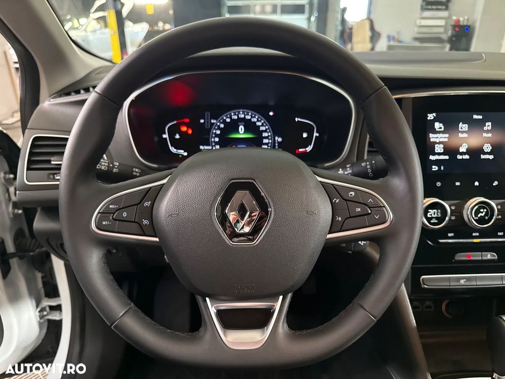RENAULT Megane 2022 — imagine 16