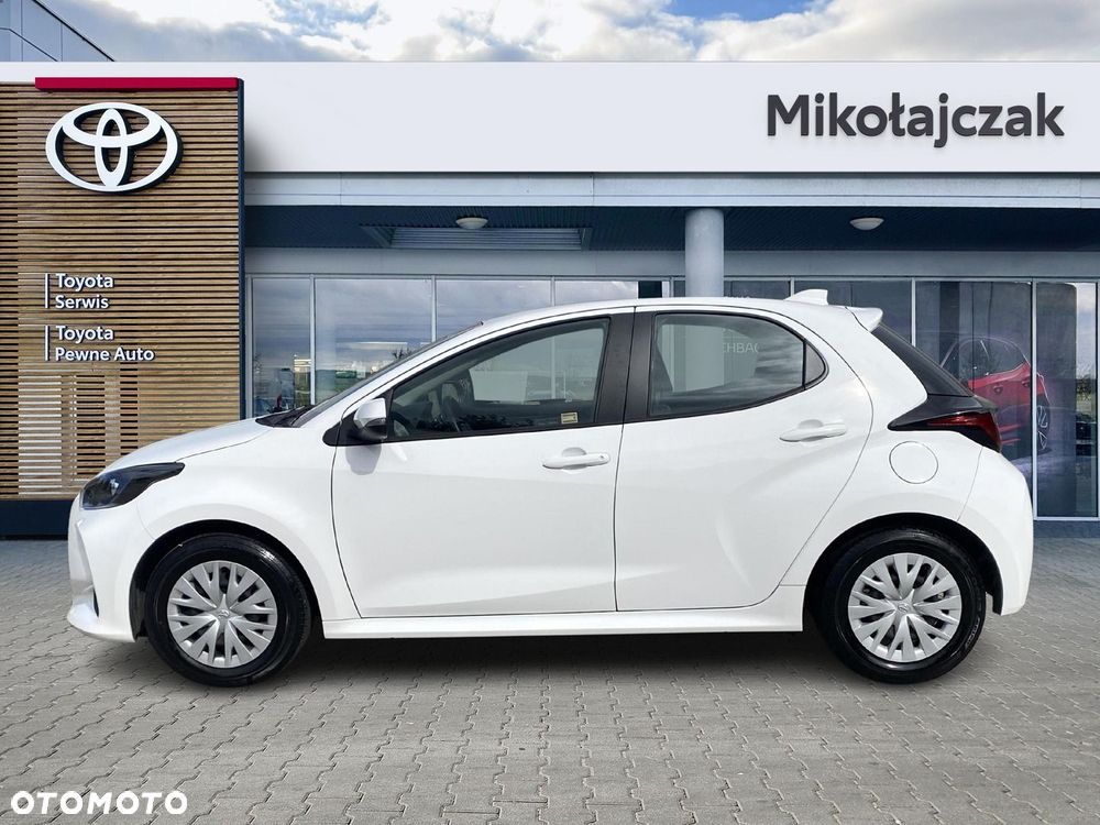 Toyota Yaris - 10