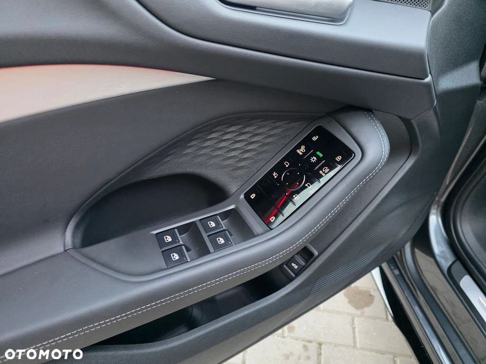 Audi A5 Avant TFSI Quattro S tronic - 11