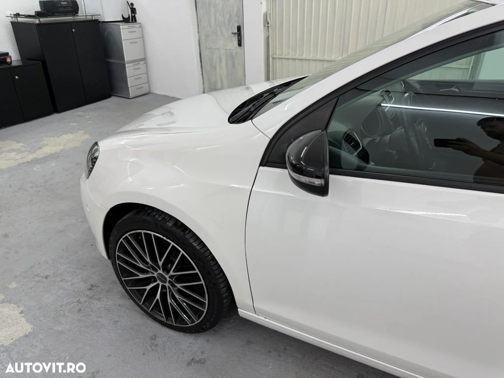 Volkswagen Golf 2.0 TDI DPF DSG Style - 31