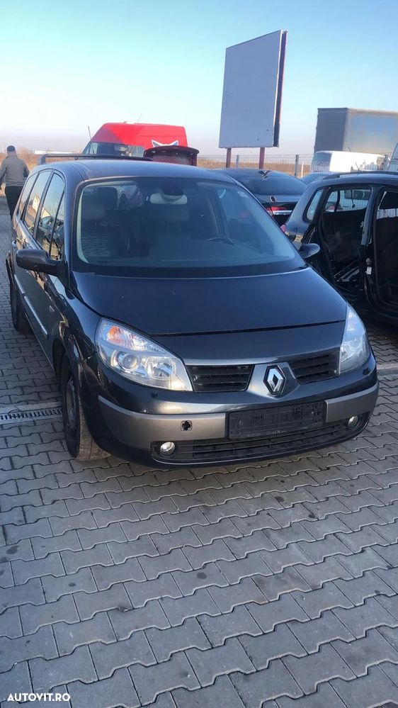 Dezmembram Renault Scenic 1.9 DCI an fabr. 2005 - 2