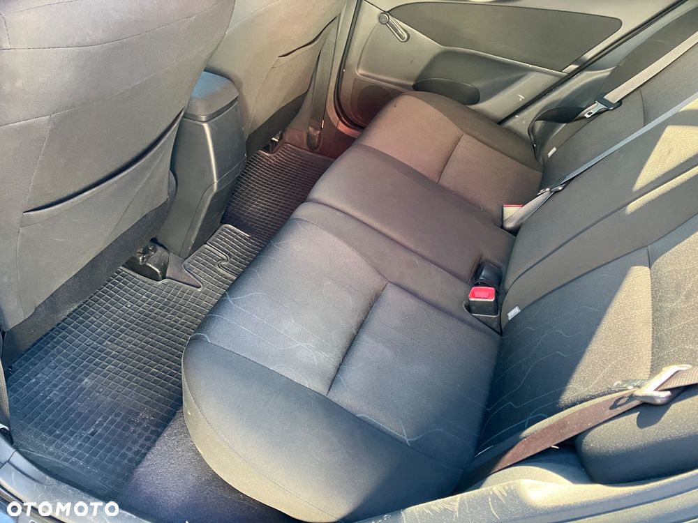 Toyota Auris 1.33 VVT-i Life - 6