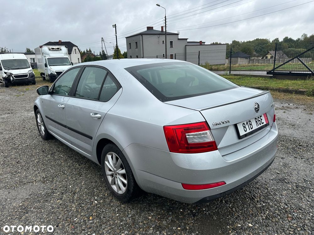 Skoda Octavia 2013 photo 4