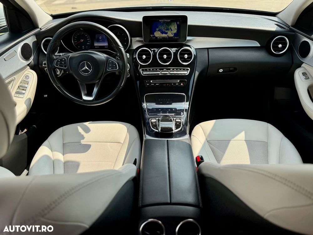 Mercedes-Benz C - 7
