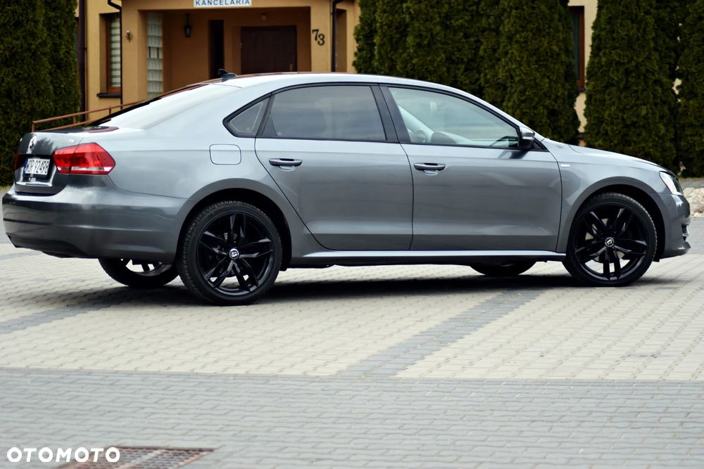 Volkswagen Passat - 24