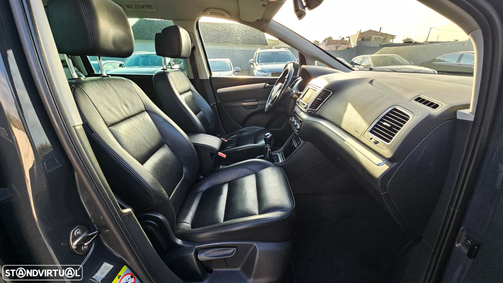 VW Sharan 2.0 TDI Highline - 32